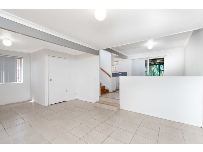 24/22 North Road, Woodridge QLD 4114