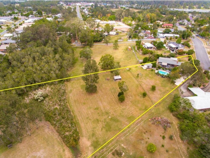 19 Curlew Crescent, Eagleby QLD 4207