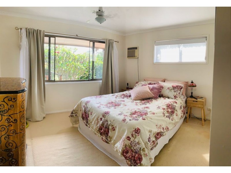 19 Curlew Crescent, Eagleby QLD 4207
