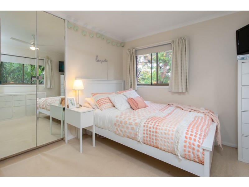 19 Curlew Crescent, Eagleby QLD 4207