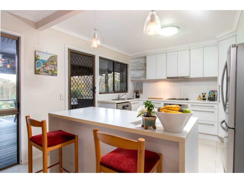 19 Curlew Crescent, Eagleby QLD 4207