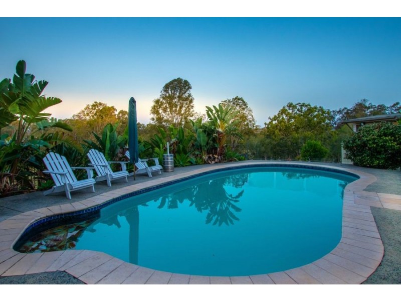 19 Curlew Crescent, Eagleby QLD 4207