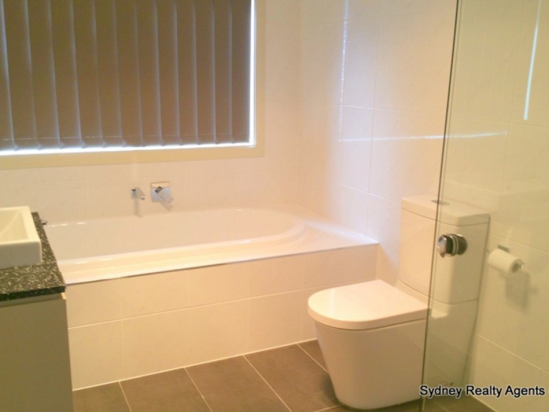 75 Jamboree Avenue, Denham Court NSW 2565