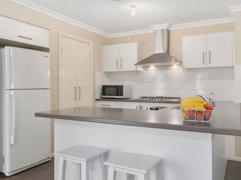2 Ethan Close, Luddenham NSW 2745