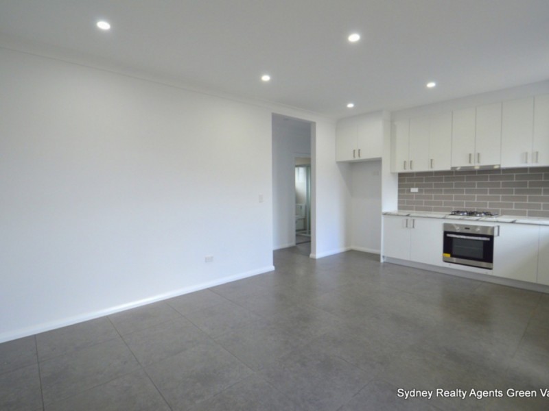 34A Bluff Street, Green Valley NSW 2168