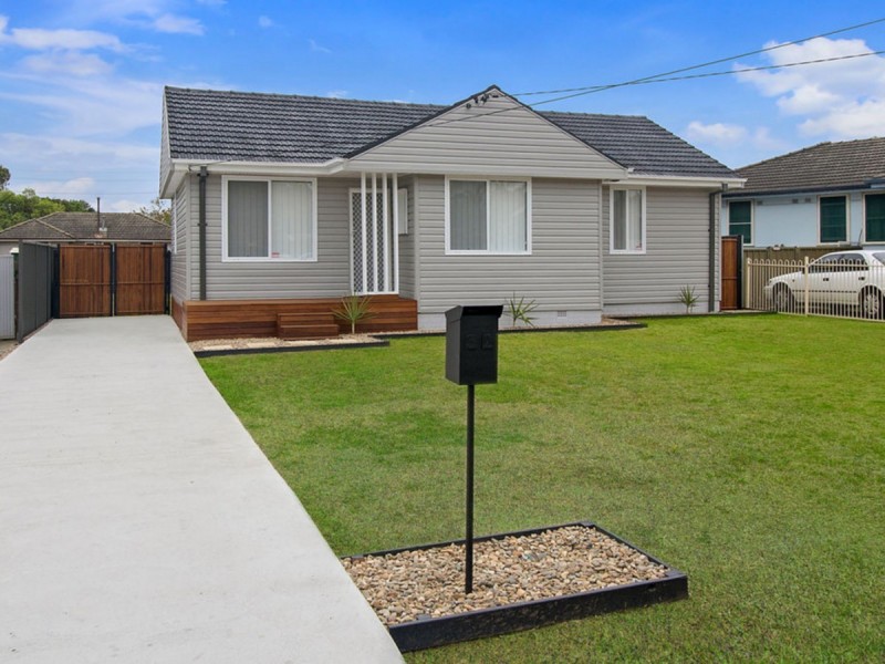 52 Insignia Street, Sadleir NSW 2168