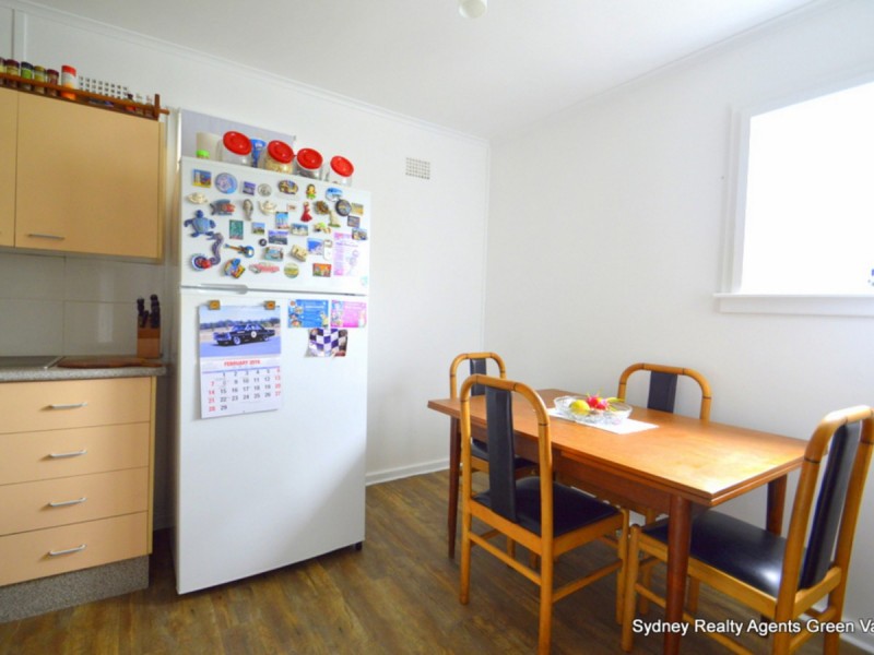 77 St Johns Road, Busby NSW 2168