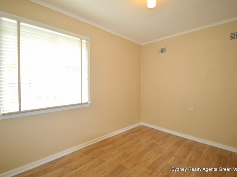 77 St Johns Road, Busby NSW 2168