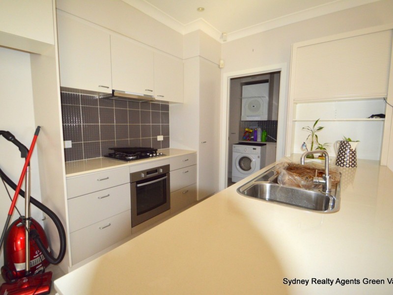 34 Cadman Avenue, West Hoxton NSW 2171