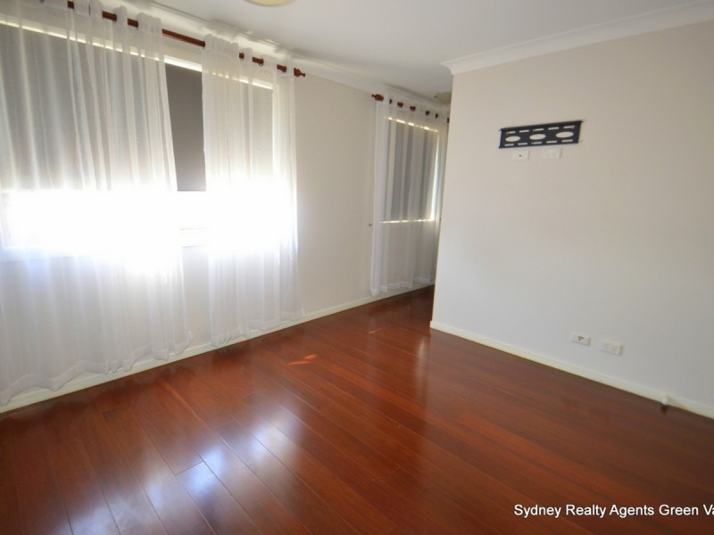 34 Cadman Avenue, West Hoxton NSW 2171