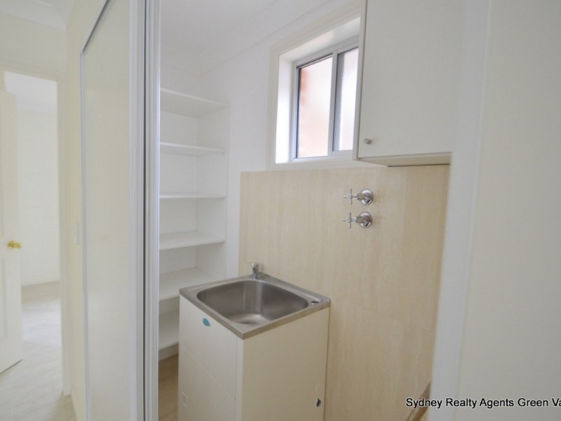 3A Ripple Close, Greenfield Park NSW 2176