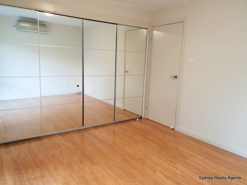 23 Opal Place, Bossley Park NSW 2176