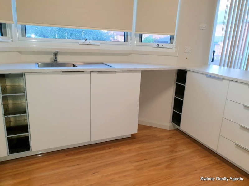 23 Opal Place, Bossley Park NSW 2176