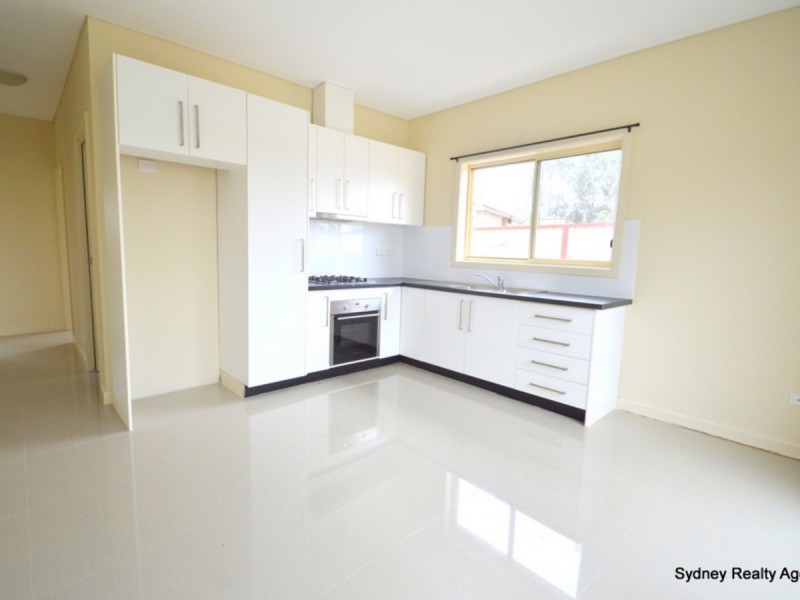 222a North Liverpool Road, Green Valley NSW 2168