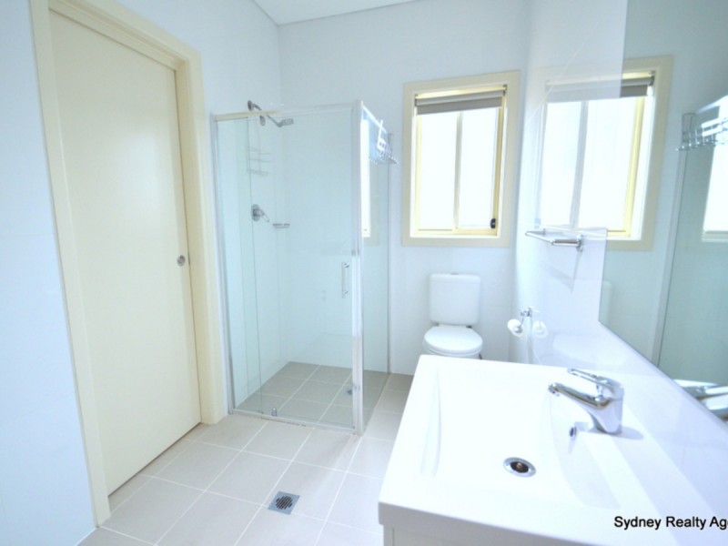 222a North Liverpool Road, Green Valley NSW 2168