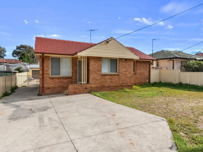 20 & 22 Heckenberg Avenue, Busby NSW 2168