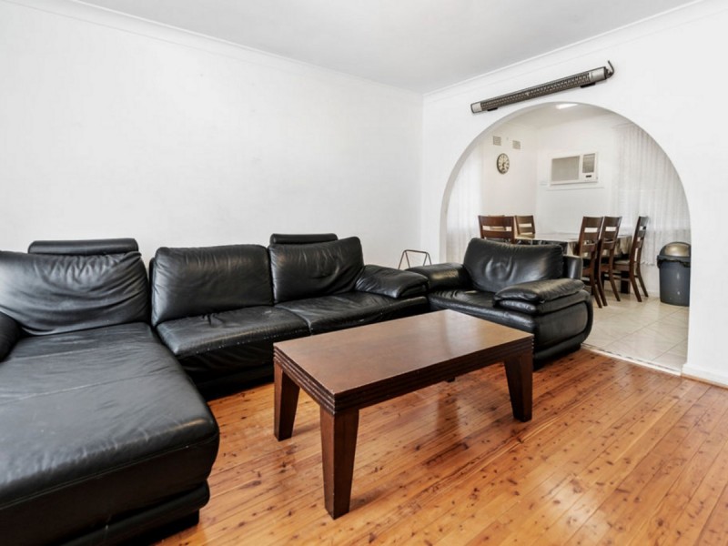 20 & 22 Heckenberg Avenue, Busby NSW 2168