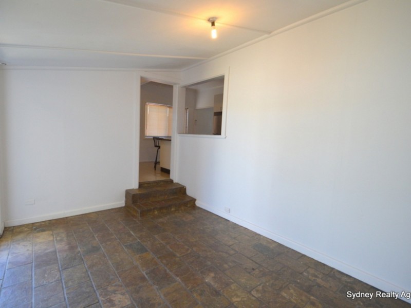 153 King Road, Fairfield West NSW 2165
