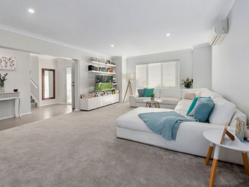 3 Truscott Avenue, Middleton Grange NSW 2171