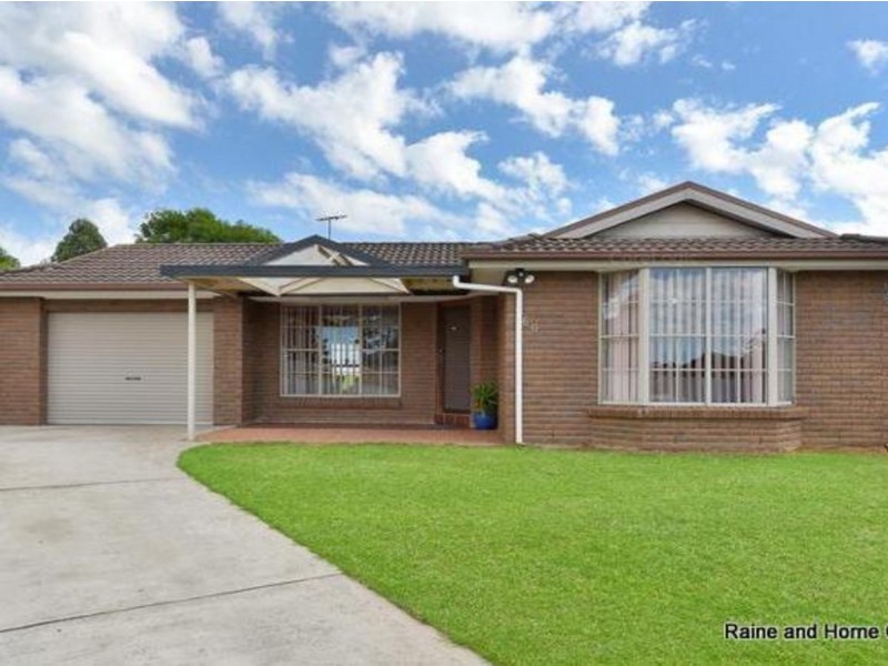 60 St Helens Park Drive, St Helens Park NSW 2560