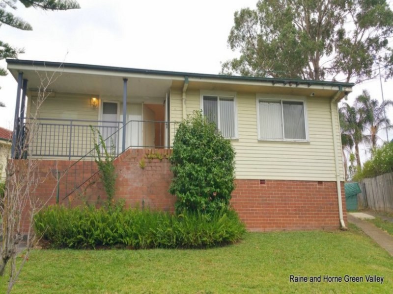 25 Lyndley Street, Busby NSW 2168