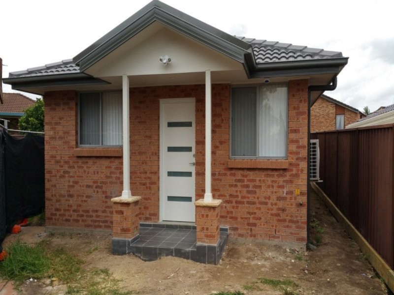 8A Daydream Avenue, Hinchinbrook NSW 2168