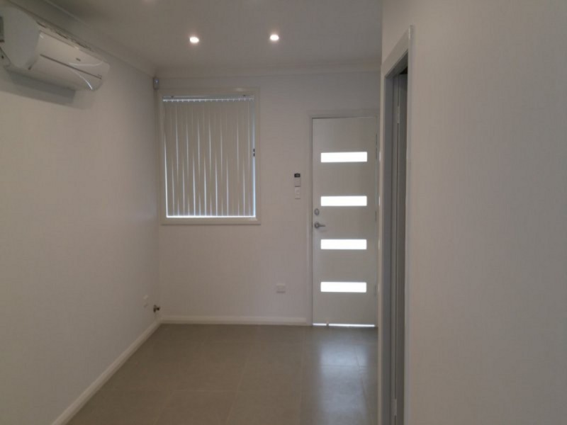 8A Daydream Avenue, Hinchinbrook NSW 2168