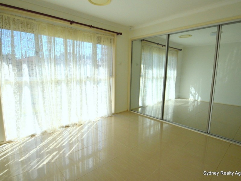 8 Pavasovic, Bonnyrigg Heights NSW 2177