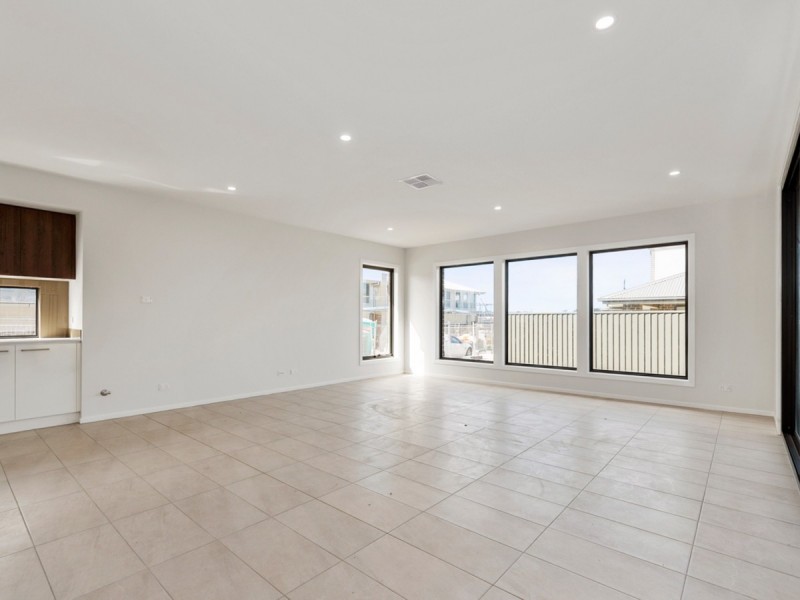 Oran Park NSW 2570