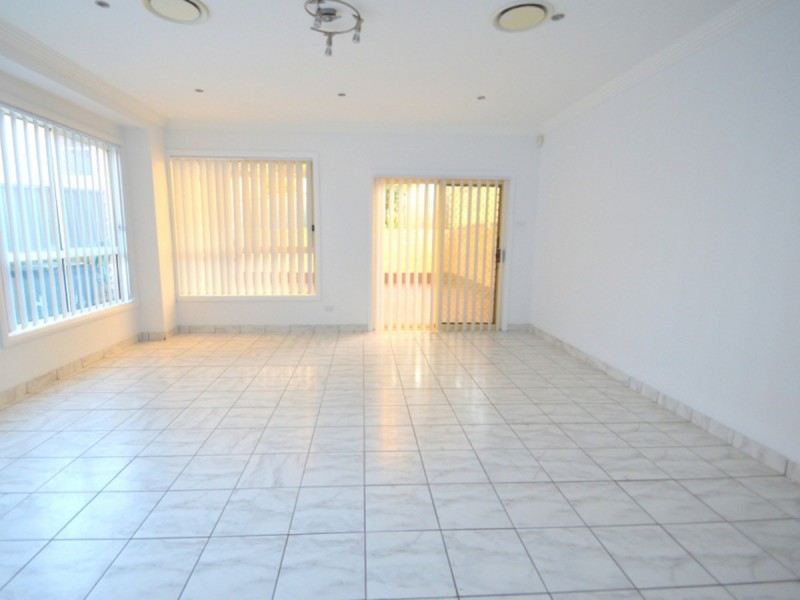 4 Gerarda Place, West Hoxton NSW 2171