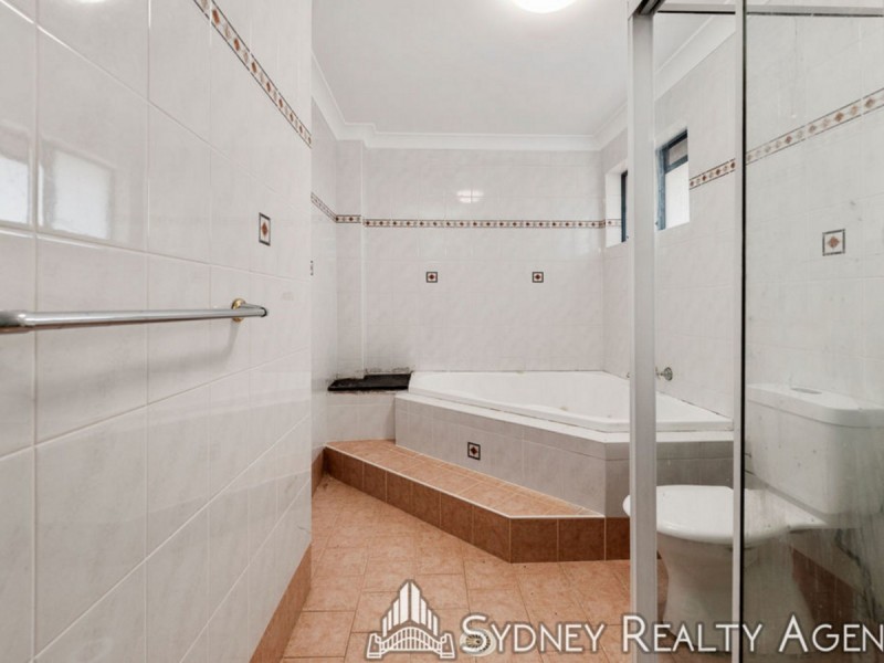 8/180 Chapel Road South, Bankstown NSW 2200