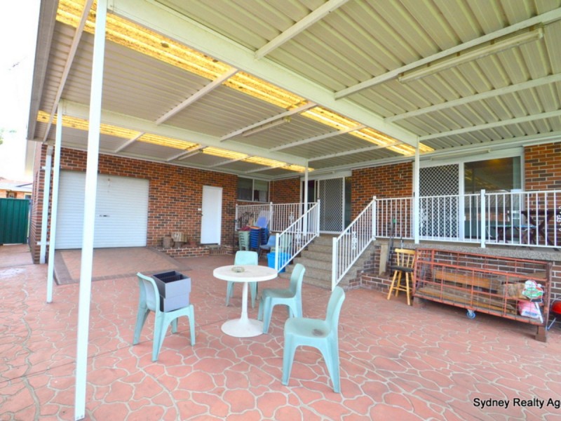 309 Whitford Road, Green Valley NSW 2168