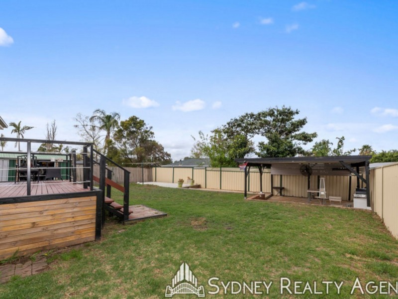 5 Riesling Place, Eschol Park NSW 2558