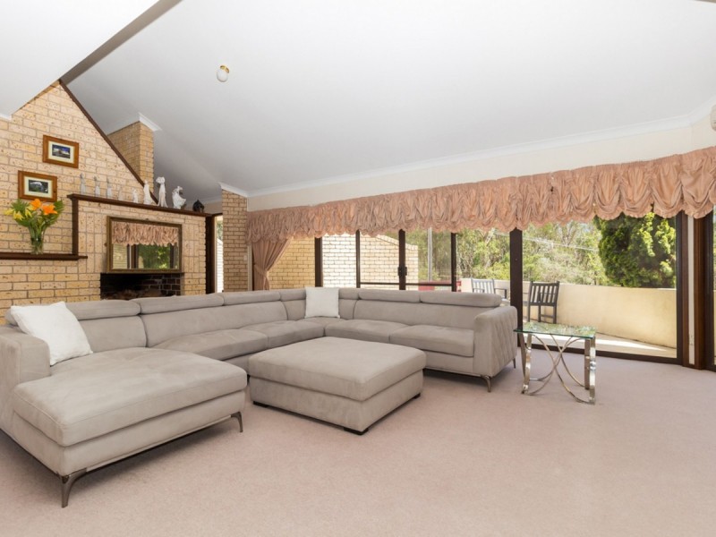 5 Newman Road, Minto Heights NSW 2566