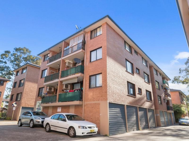 49/142 Moore Street, Liverpool NSW 2170