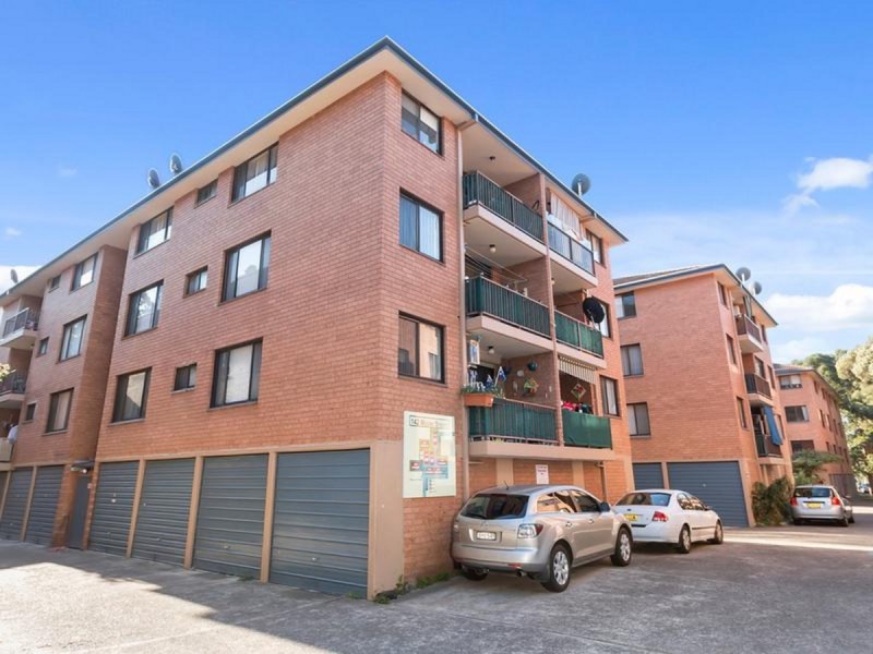 49/142 Moore Street, Liverpool NSW 2170