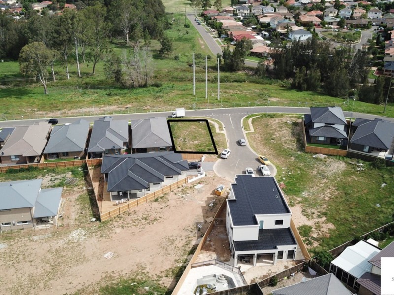 46 Rosedale Circuit, Carnes Hill NSW 2171