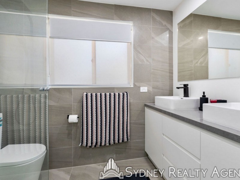 9 Throsby Street, Casula NSW 2170