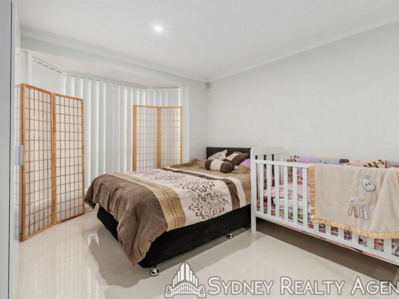 7B Inverell Avenue, Hinchinbrook NSW 2168