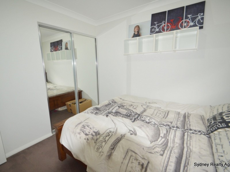 4 Elevon Street, Middleton Grange NSW 2171