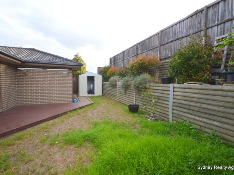 4 Elevon Street, Middleton Grange NSW 2171