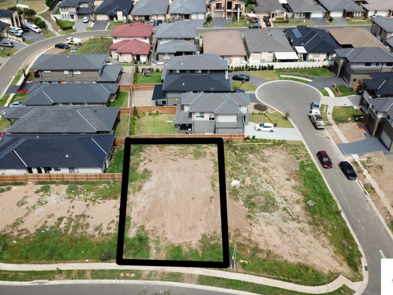 30 Kew Road, Carnes Hill NSW 2171