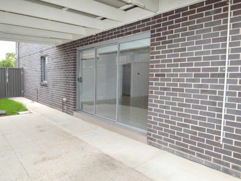 2B Regina Street, Guildford West NSW 2161