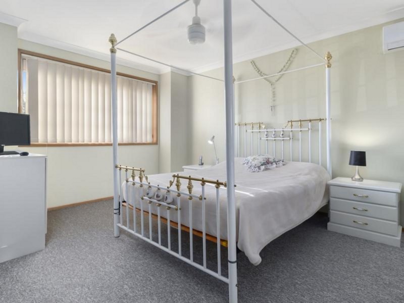 16 Pegasus Avenue, Hinchinbrook NSW 2168