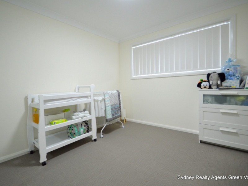 42 Rodeo Drive, Green Valley NSW 2168