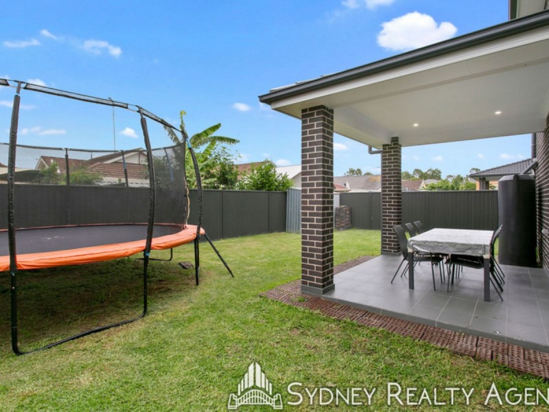 16 Lightning Ridge Road, Hinchinbrook NSW 2168