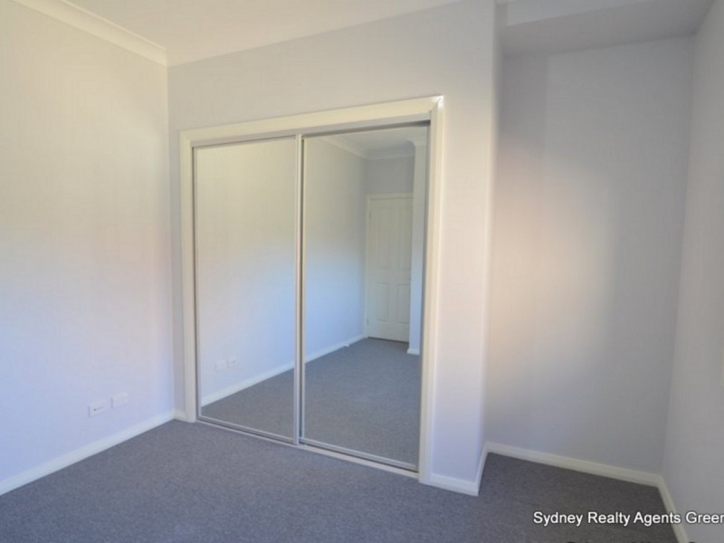 34 Mary Wade Place, Carnes Hill NSW 2171