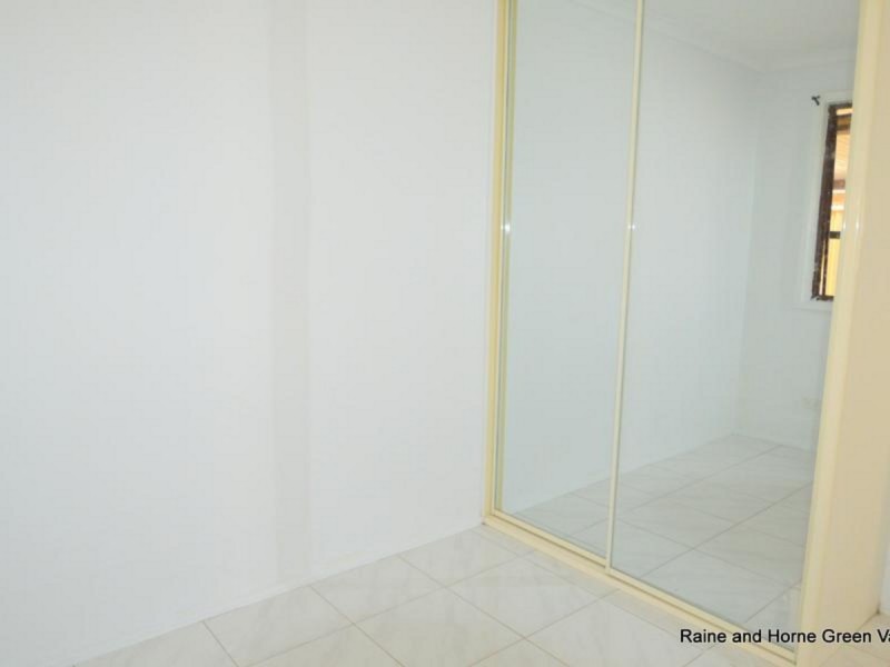 105 St Johns Road, Green Valley NSW 2168