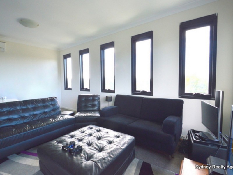 43/5 Rynan Avenue, Edmondson Park NSW 2174