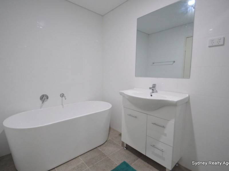 43/5 Rynan Avenue, Edmondson Park NSW 2174